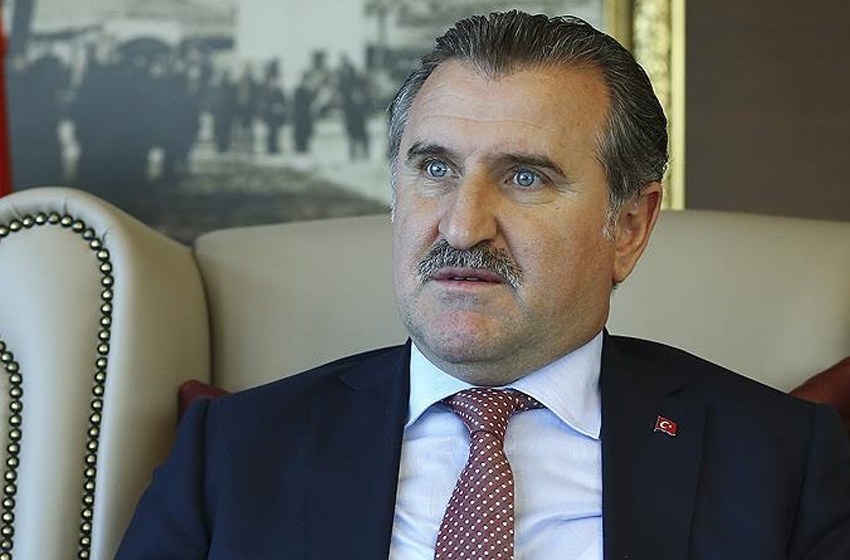 Bakan Bak'tan Kocaelispor'a tebrik