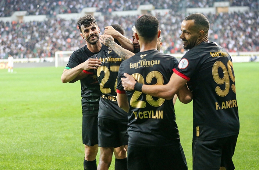 Amed Sportif Faaliyetler - Ahlatcı Çorum FK: 1-0 (MAÇ SONUCU)
