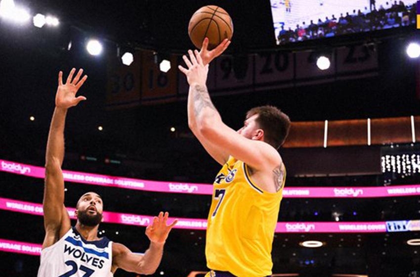  Lakers, seride durumu eşitledi