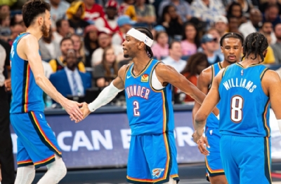 Thunder  3-0 öne geçti