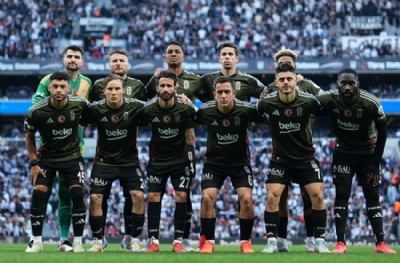 Beşiktaş'a 2 şok birden!