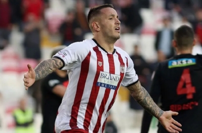 Rey Manaj Samsunspor'la Avrupa'ya
