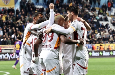  Galatasaray 3 sezonda sadece 7 yenilgi aldı