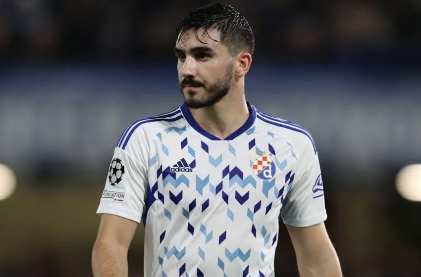 Okan Buruk'un 'keşke' diyerek istediği oyuncu geliyor