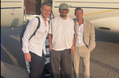 Leroy Sane yola çıktı