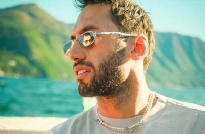 Hakan Çalhanoğlu Icardi pozu verdi! 