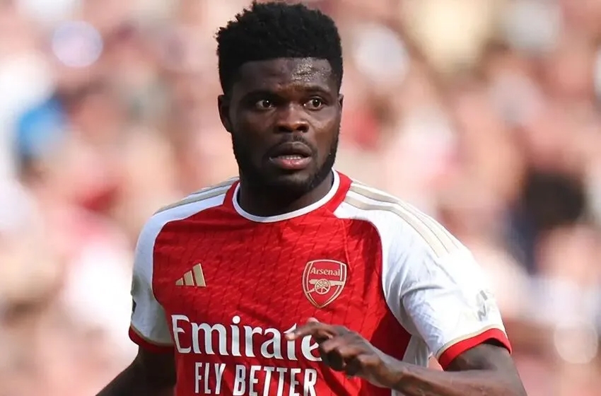 Fenerbahçe ve Galatasaray'a mesaj! Partey'in transfere ikna şartı çok klasik