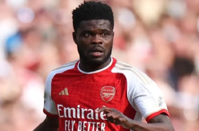 Fenerbahçe ve Galatasaray'a mesaj! Partey'in transfere ikna şartı çok klasik