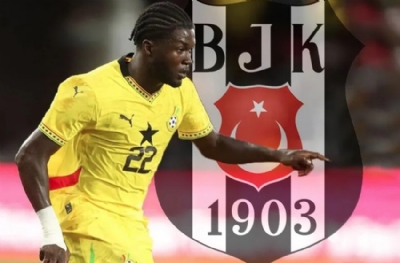 Beşiktaş Baah'ta indirim talep etti