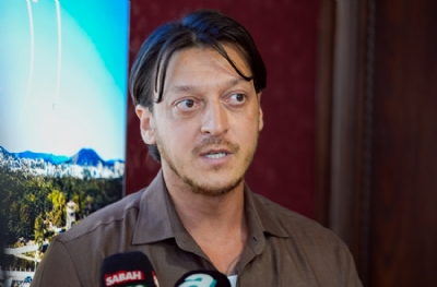 Mesut Özil akademi kuruyor!