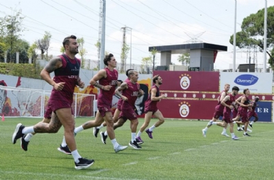 Galatasaray 5 eksikle çalıştı