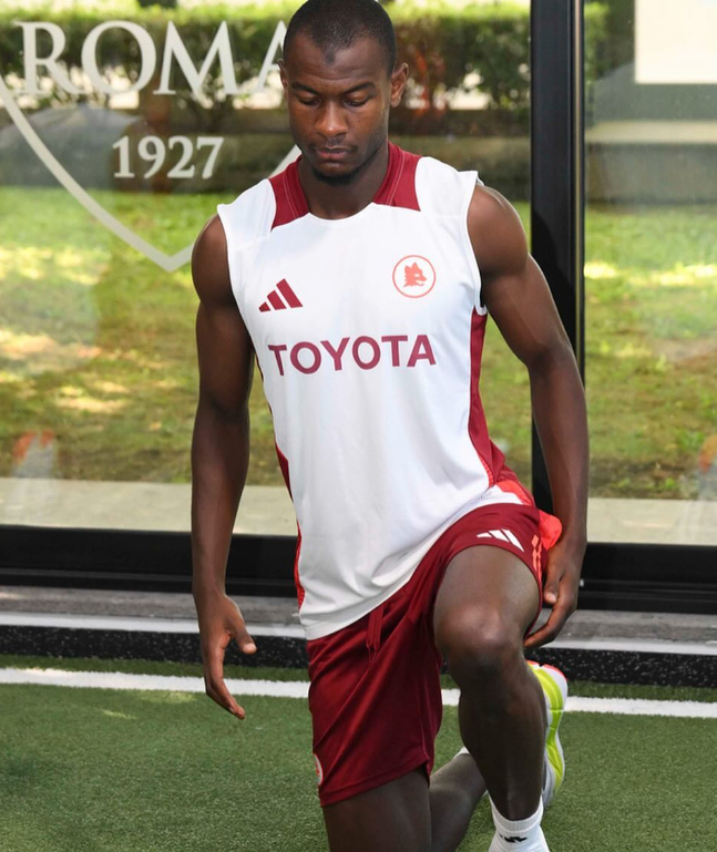 Evan Ndicka