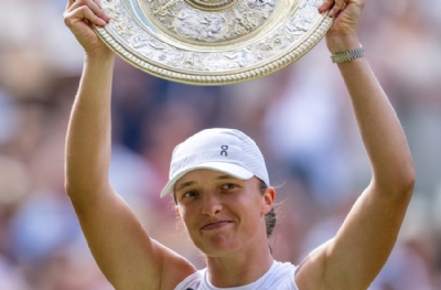 Iga Swiatek, Wimbledon'da ilk kez şampiyon oldu