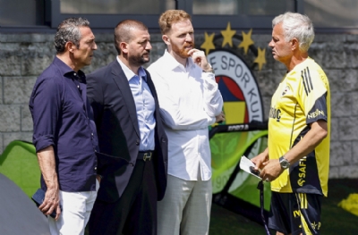 Fenerbahçe'nin kamp kadrosu belli oldu