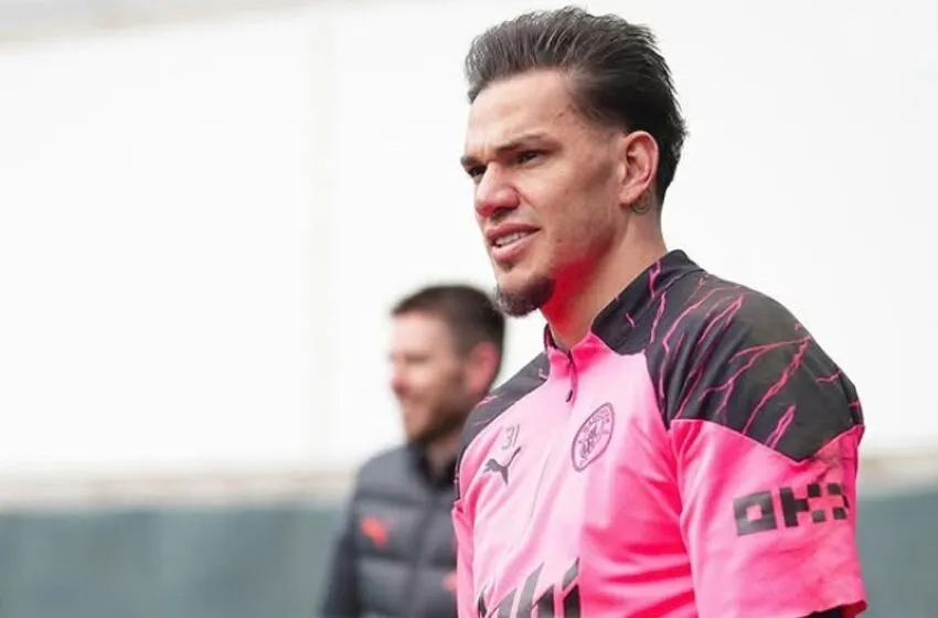 Felipe Melo Ederson işine el attı!