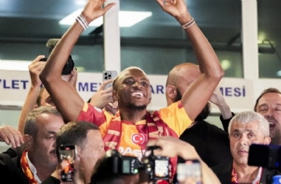Galatasaray'dan Victor Osimhen coşkusundaki taraftara dolandırıcılık uyarısı
