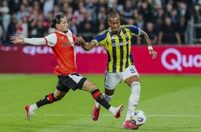 Yeni transferlerden sadece Archie Brown oynadı