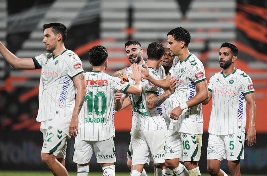 Konyaspor zirveyi bırakmak istemiyor