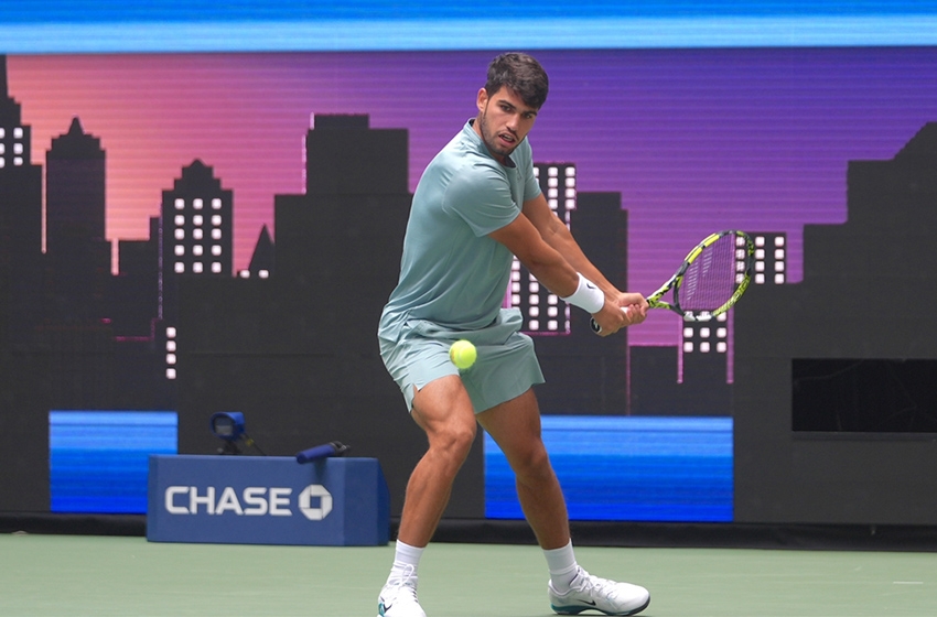 Sabalenka ve Alcaraz, 3. tura çıktı