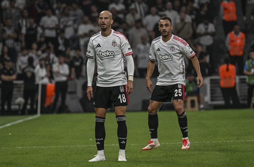 Beşiktaş-Başakşehir sınavı 101 dakika sürdü: Top ise bu sürenin yaklaşık yarısında oyundaydı!