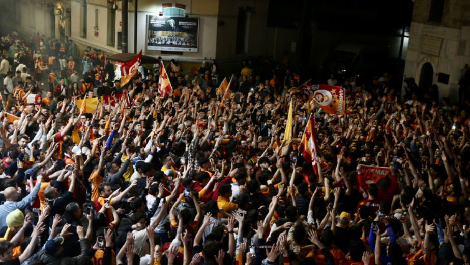 galatasaray taraftar