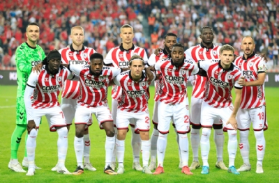 Samsunspor kaçan 3 puana ağlıyor! Hakeme değinmediler bile