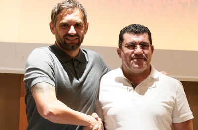 Kayserispor'da yeni dönem! Gisdol'un yeri hızlı doldu