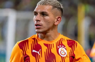 Lucas Torreira kendisine yeni Türk sevgili yaptı: Devrim Özkan'ı çabuk unuttu