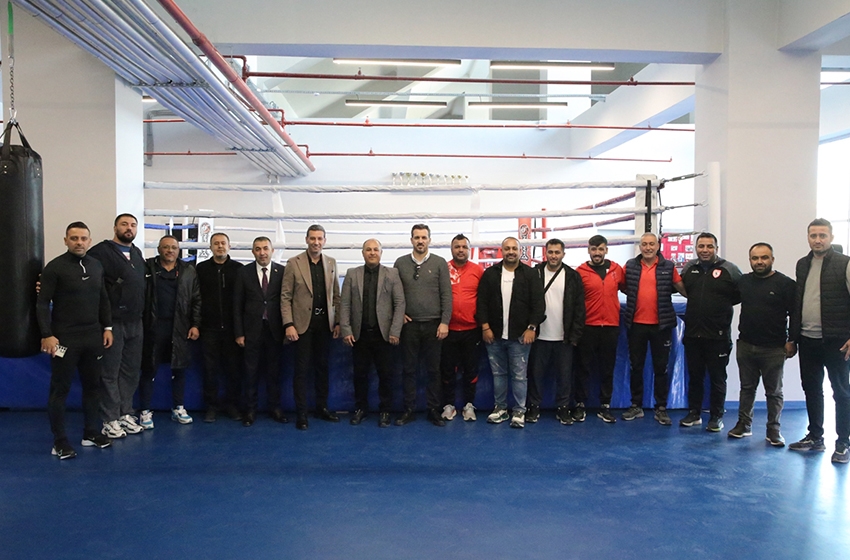 Boks Federasyonu Başkanı Hekimoğlu'ndan Niğde'ye ziyaret