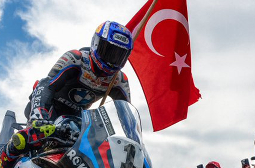 Helal olsun Toprak Razgatlıoğlu! Bir ilki başardı