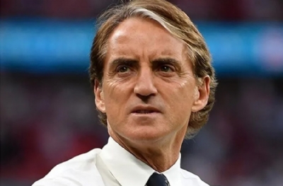  Mancini, imzayı attı