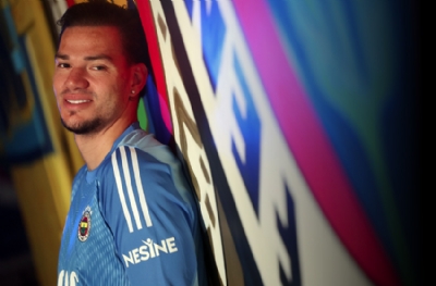 Ederson övmeye devam ediyor