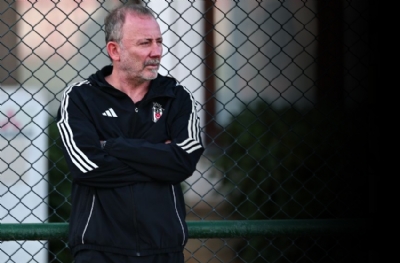 Gelen gideni arattı: Sergen Yalçın'ın hayali mesaj attı