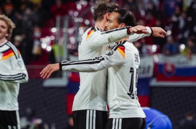 Almanya, Sane ile güldü