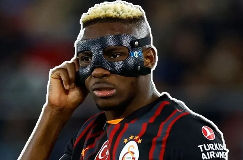 Osimhen'den İstanbul'a gelir gelmez sakatlık açıklaması