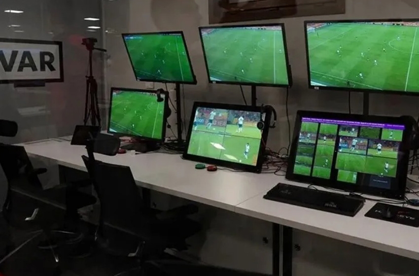 Ünlü hakem itiraf etti! VAR'da daha fazla hata oluyor