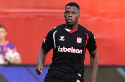 Sivasspor'da kriz! Futbolcu kaçtı