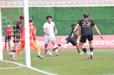 Boluspor-Kahta 02: 2-1 (MAÇ SONUCU)