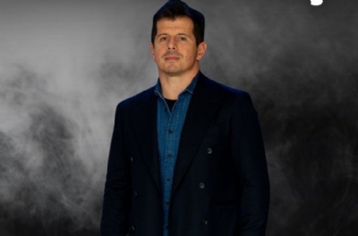 Emre Belözoğlu imzayı attı