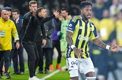 Tedesco Fred'i kucakladı