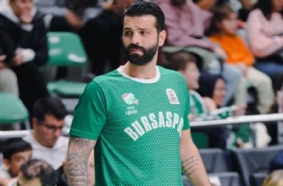 Galatasaray'dan eski kaptanına tepki!