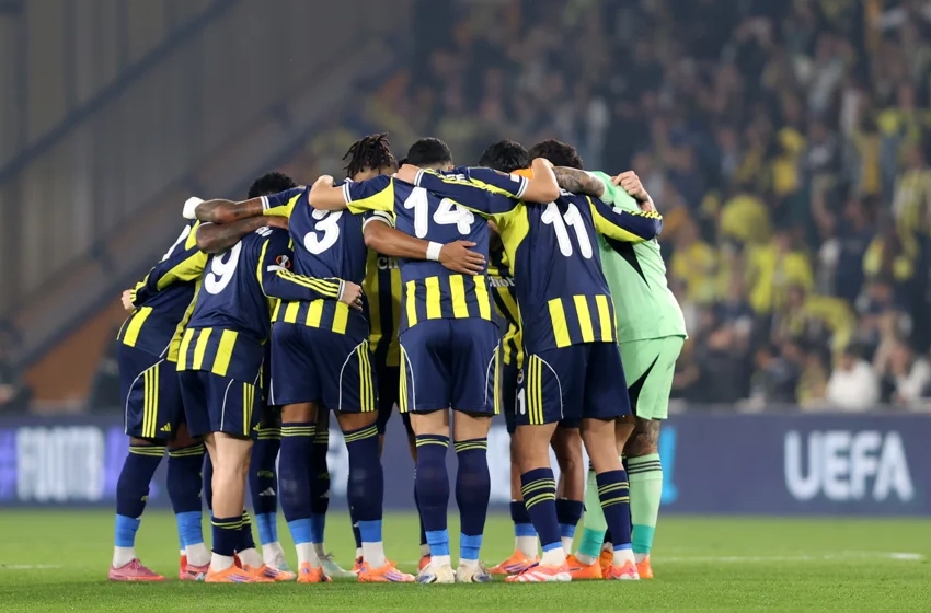 Fenerbahçe'de kadro dışı kararı! İrfan Can Kahveci ve Cenk Tosun'dan sonra üçüncü oldu