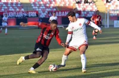 İmaj Altyapı Vanspor - Eminevim Ümraniyespor: 0-1 (MAÇ SONUCU)