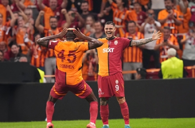 Osimhen'den Icardi hamlesi