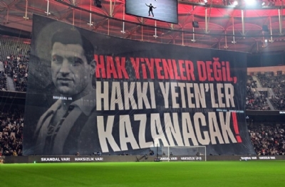 Taraftardan koreografili tepki