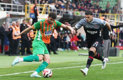 Alanyaspor-Fatih Karagümrük: 2-0 (MAÇ SONUCU)