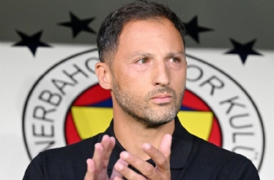 Fenerbahçe'nin yeni santraforu Beşiktaş derbisinde sahada