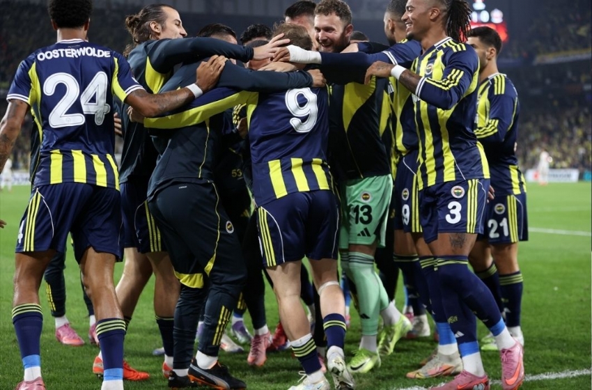 Fenerbahçe'den gidecek isimler belirlendi! Gelsin milyonlar