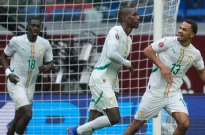 Jakobs'lu Senegal'in acıması yok