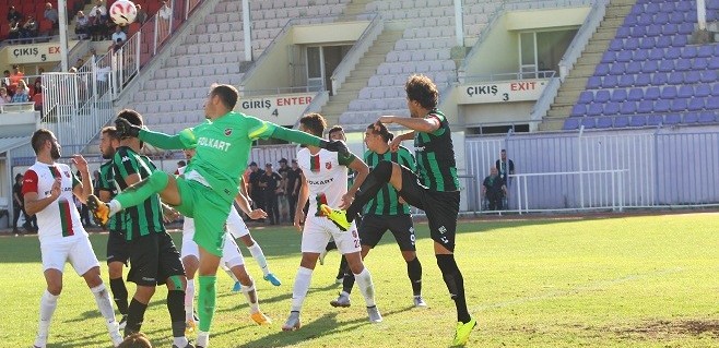 Sakaryaspor - Karşıyaka maç sonucu: 0-0